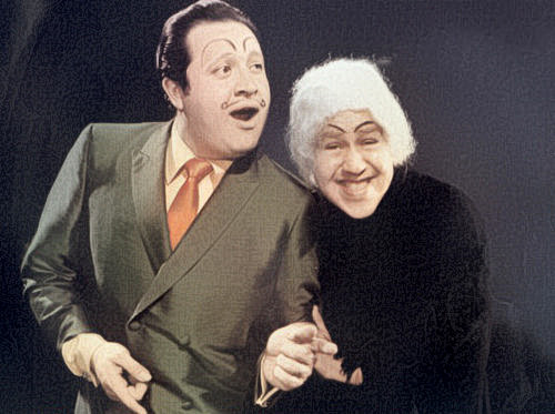 "Gordolfo Gelatino y su madre, Doña Naborita", personajes de Los Polivoces, Eduardo Manzano y Enrique Cuenca.