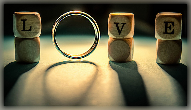 ¿Es el amor lo que mantiene unido al matrimonio? debería... peo no.