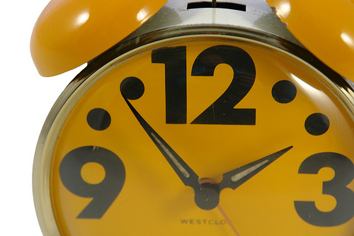 El reloj te despierta una hora antes y te interrumpe el sueño, así es como se recuerda.